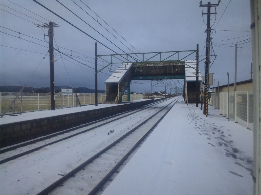 初雪が降った朝