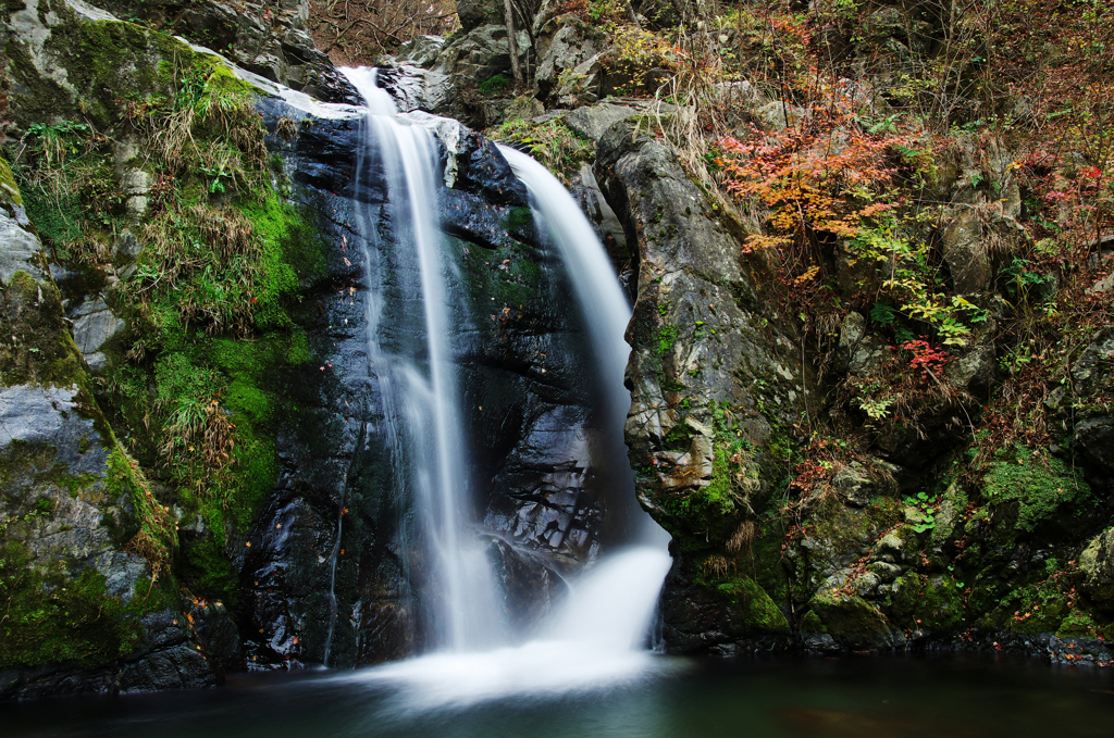 色鮮やか～上野村・竜神の滝_下段～