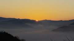 雲海に朝陽　２