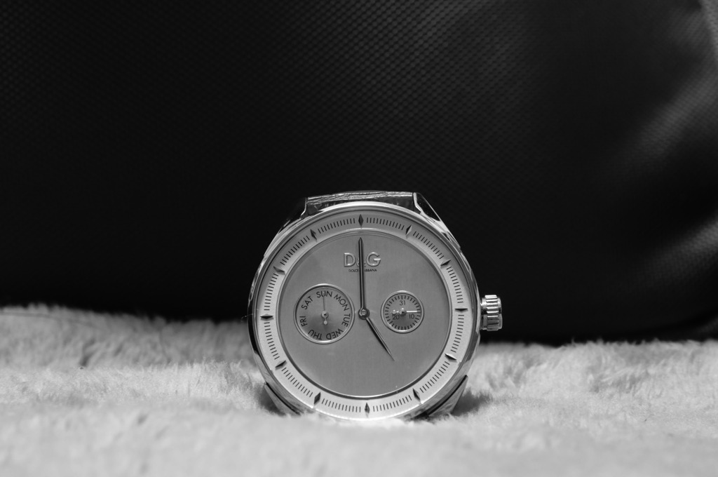 「Do you have the time？」