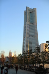 LANDMARK　TOWER