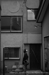 路地裏を往く