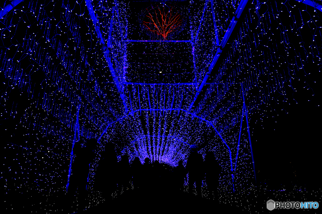 光のトンネル 2