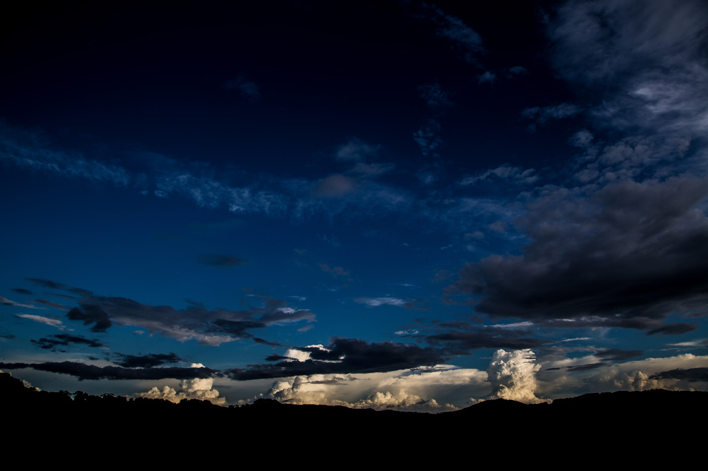 夏雲