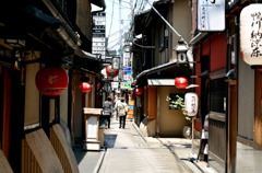 鴨川路地裏