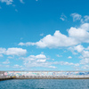 青い海と青い空