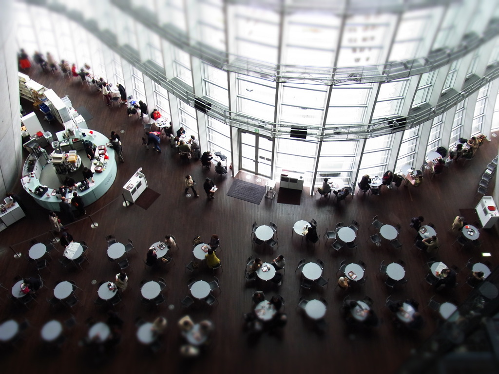 新国立美術館
