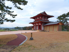 復元された多賀城南門