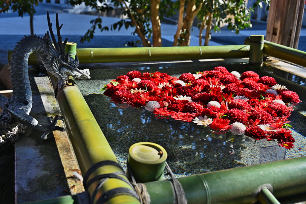 布施弁天の手水舎