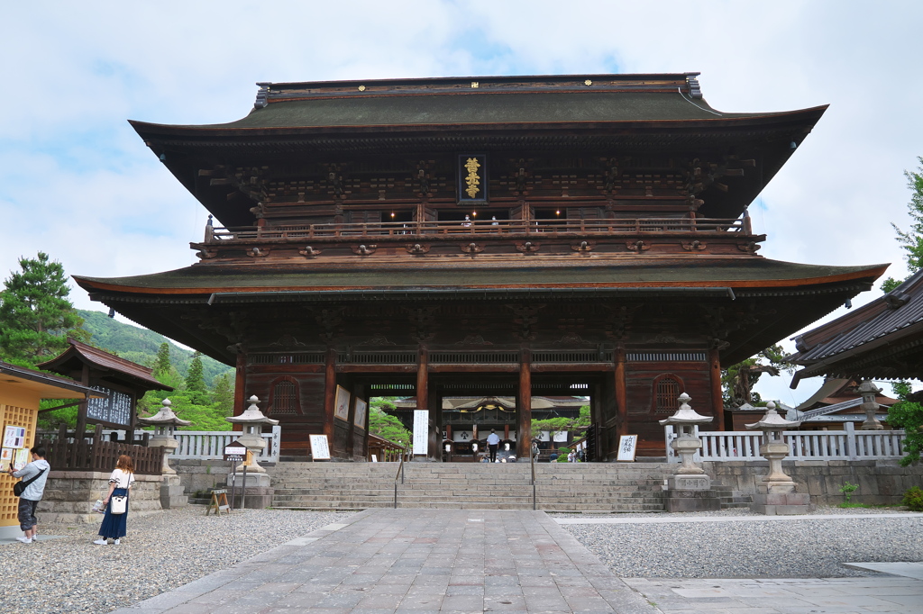 善光寺山門