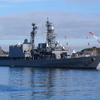 入港してきた護衛艦「あさぎり」