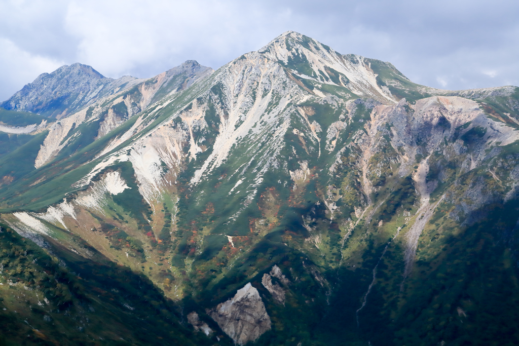 峰巒