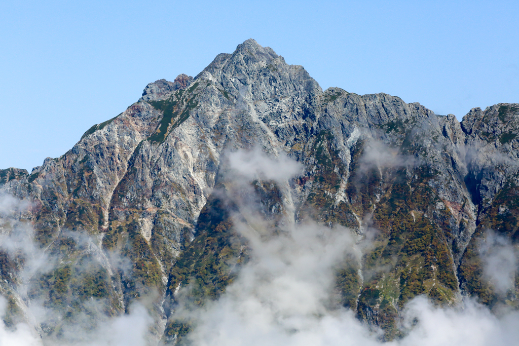 峻嶽