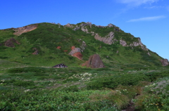 山小屋のある風景　～　火口原の小さな小屋　～