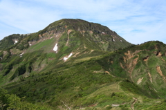 のびやかな山