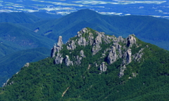 奇岩の山