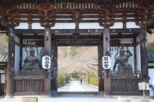 石山寺　滋賀