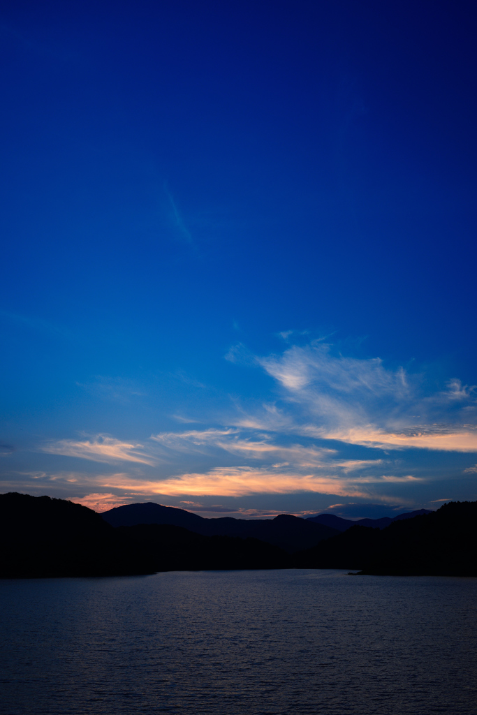 蒼き夕空