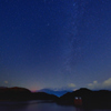 湖の夜空
