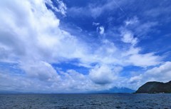 梅雨の隙間、雨上がりの青空