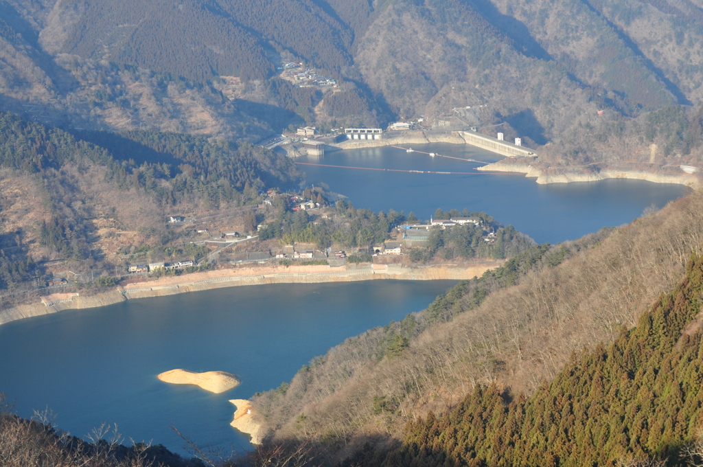 奥多摩湖