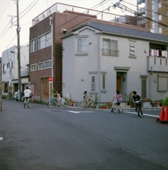 塔のある街（街のこども）