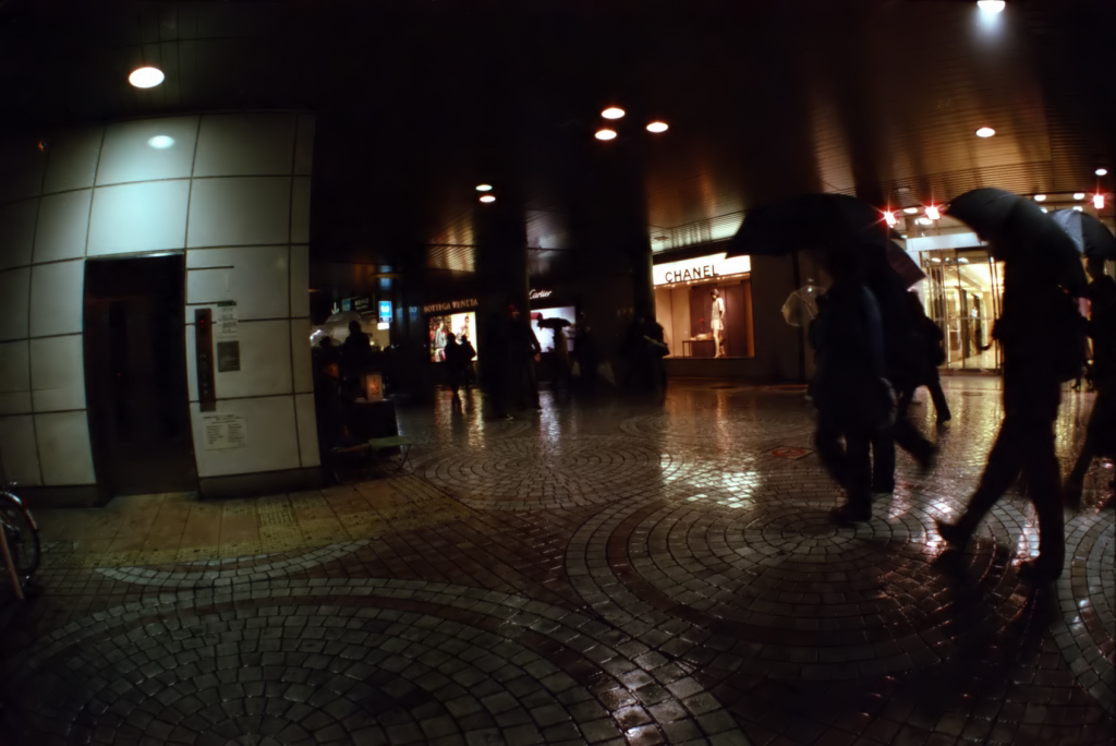 東京魚眼　新宿西口