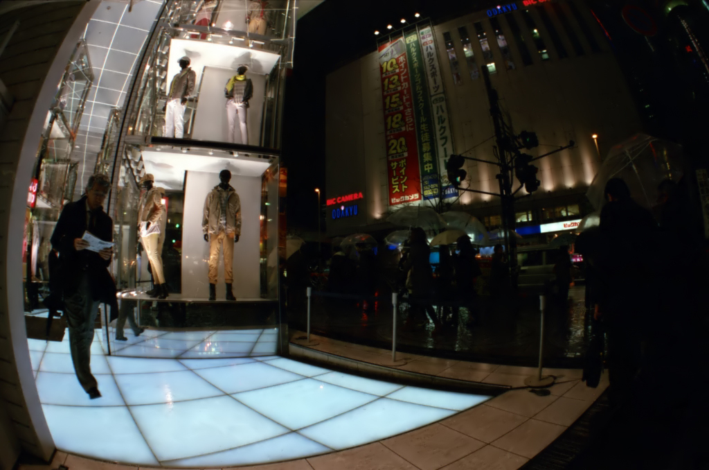 東京魚眼　新宿西口