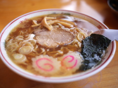 手打中華そば（醤油）