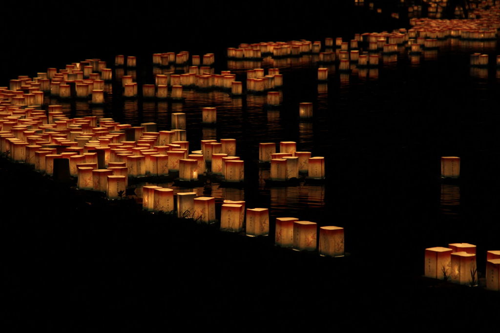 永平寺大とうろう流し