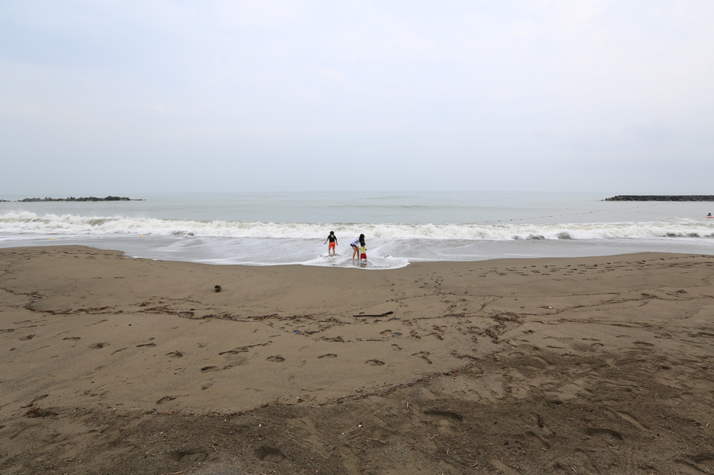 高波の為海入れません