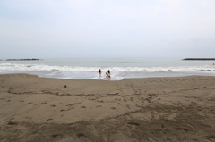 高波の為海入れません