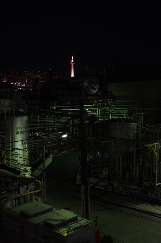 towerのある風景～工場は萌えているか