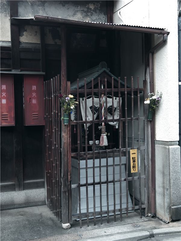京の辻仏