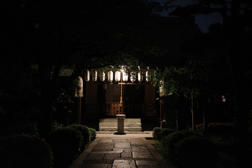 夜のお寺　#2