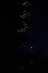 月明五重塔