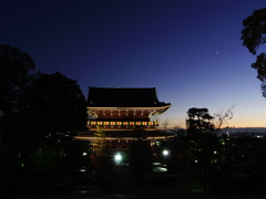 山門とVenus