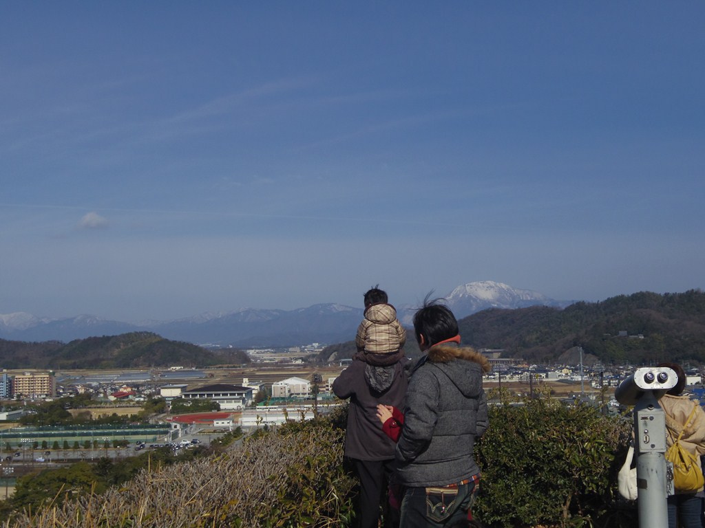 遥けき空