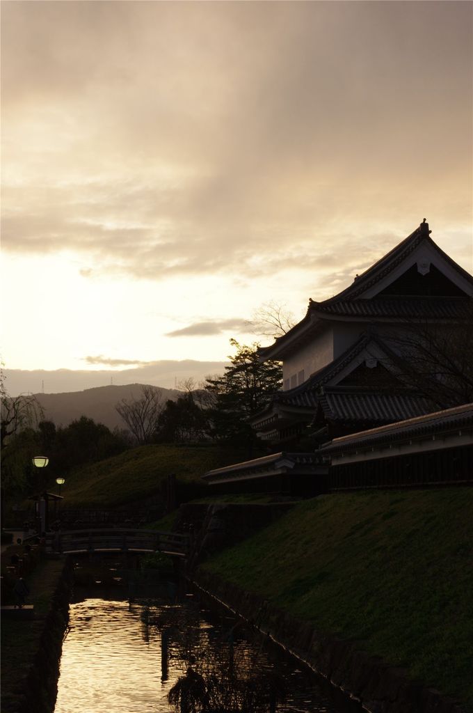 故城夕景