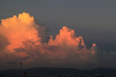 夕焼けの積乱雲