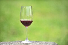 きこりんファームの山葡萄ワイン「月光の雫 2019」