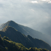 朝の尾根
