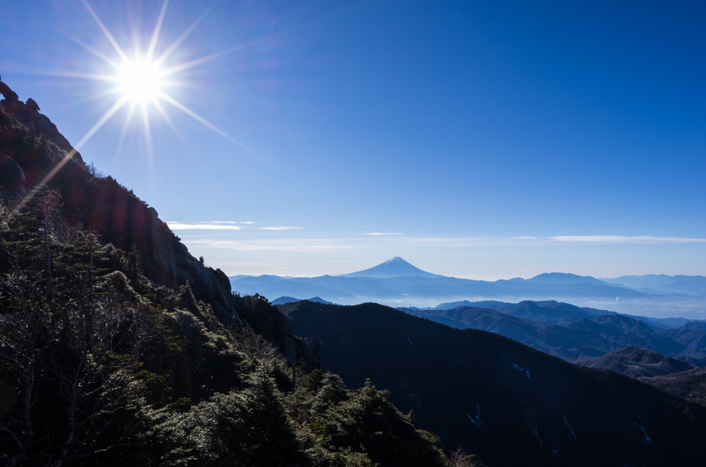 金峰山から富士を望む