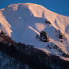 雪山染まる