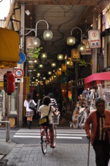 賑やかな商店街