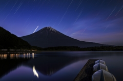 月夜と夜明けの狭間で・・・