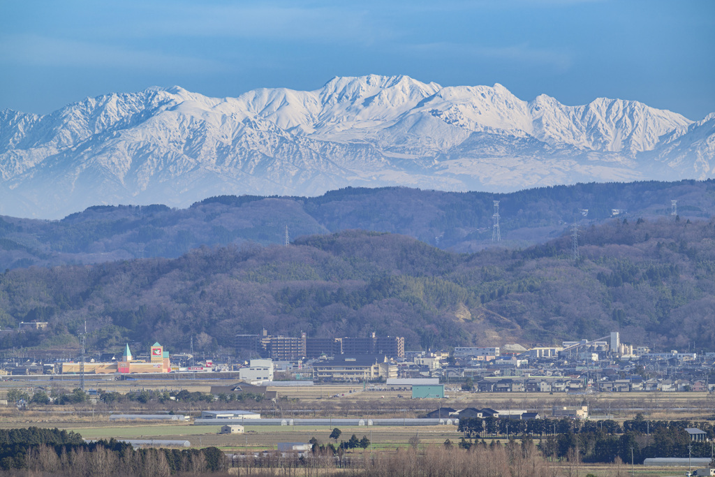 石川県金沢市から望む立山