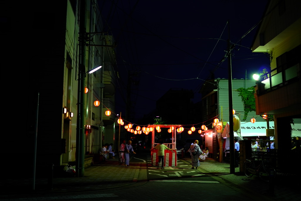 路上の舞踏会