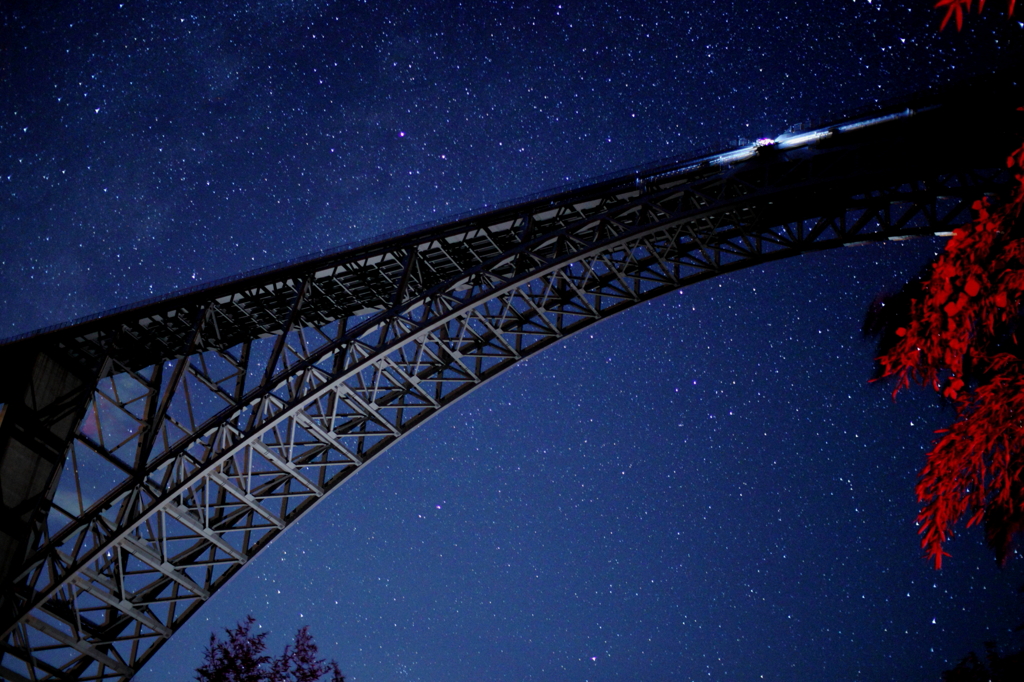夜空へ