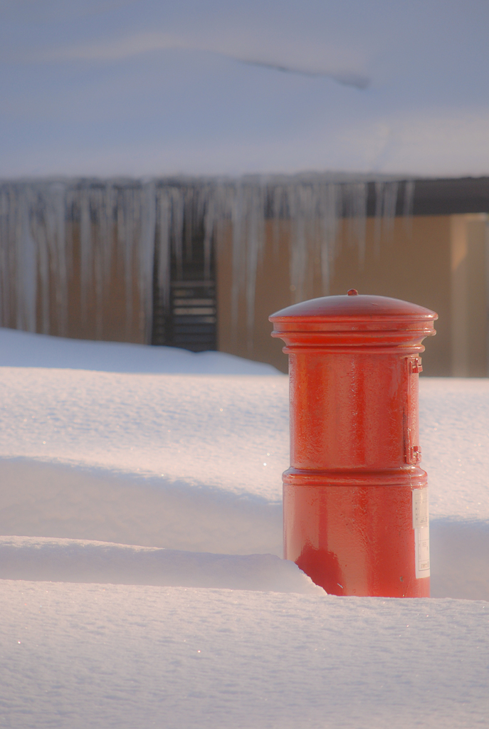 雪中ポスト